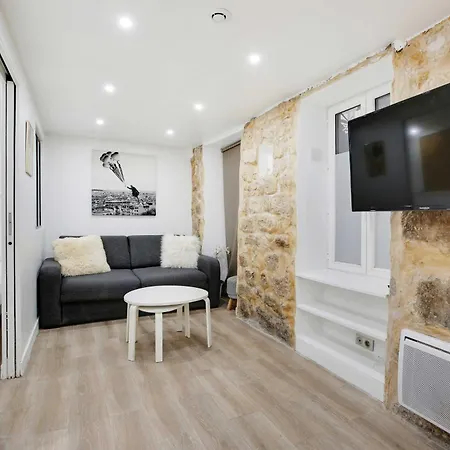 Charming 1br - Montorgueil Republique * Paris